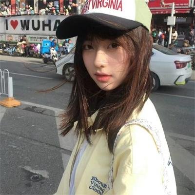 埃莱扎·施莱辛格：战妆